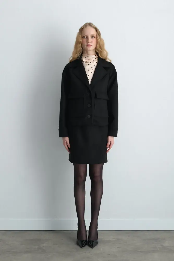 Cepli Süet Ceket & Mini Etek - Siyah Takım