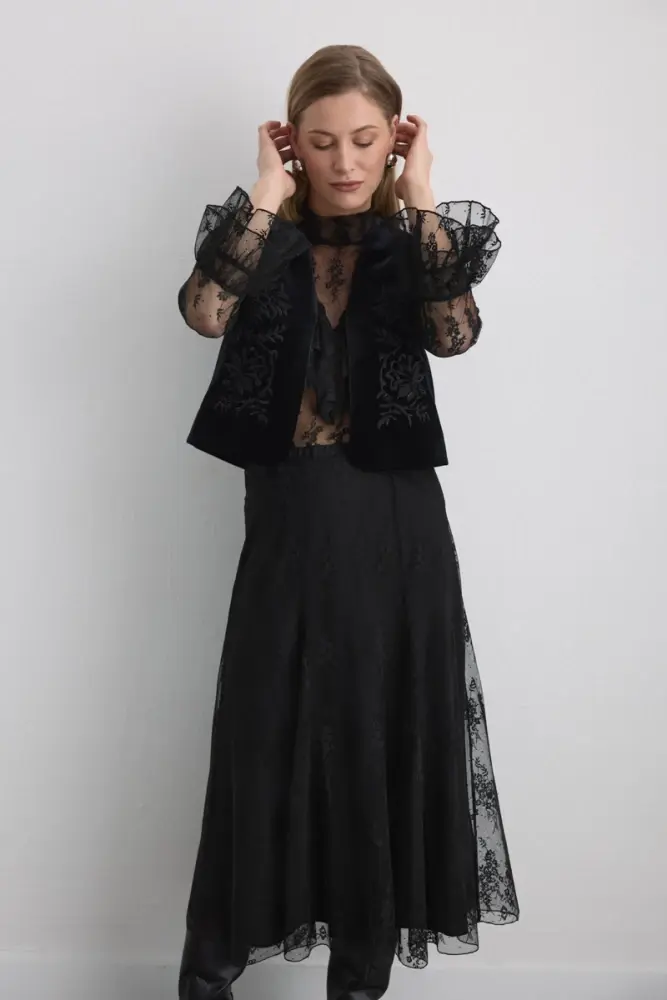 Anka Koleksiyonu Dantel Bluz & Uzun Etek - Siyah Takım