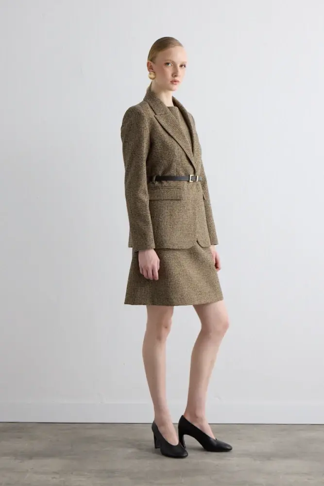 Beli Kemerli Yünlü Ceket & Jile Elbise - Kahverengi Takım