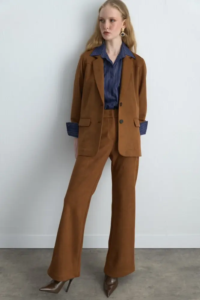 Süet Blazer Ceket & Geniş Paçalı Süet Pantolon - Taba Takım