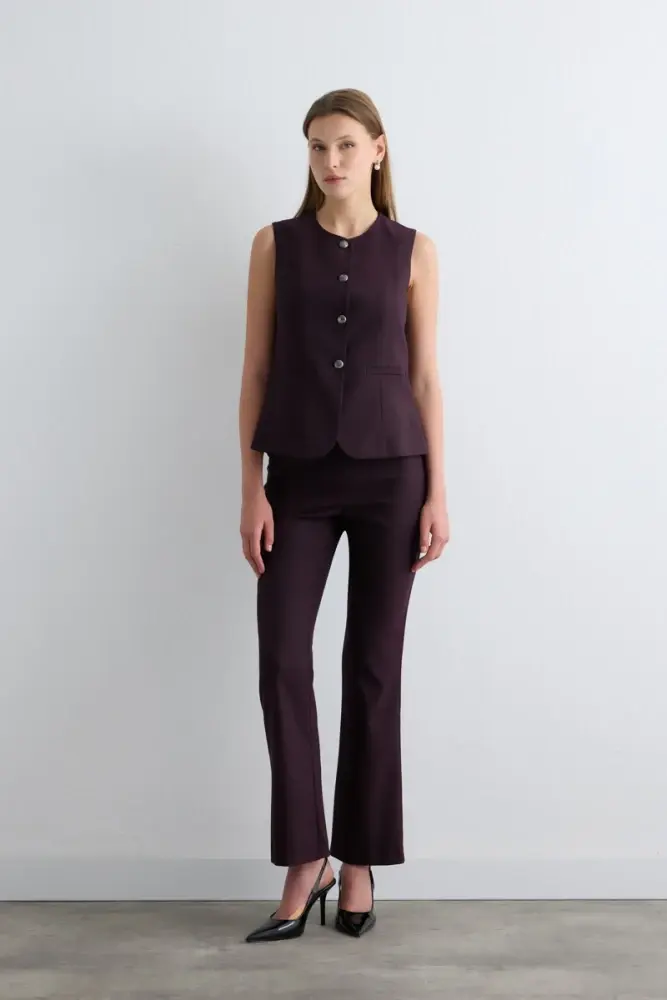 Yuvarlak Yaka Çizgili Yelek & Çizgili Geniş Paça Pantolon - Mürdüm Takım