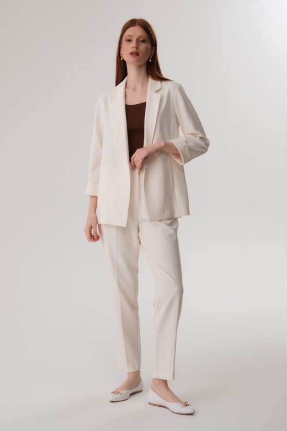 Relaxed Fit Jacket and Pants Suit - Ecru - 1