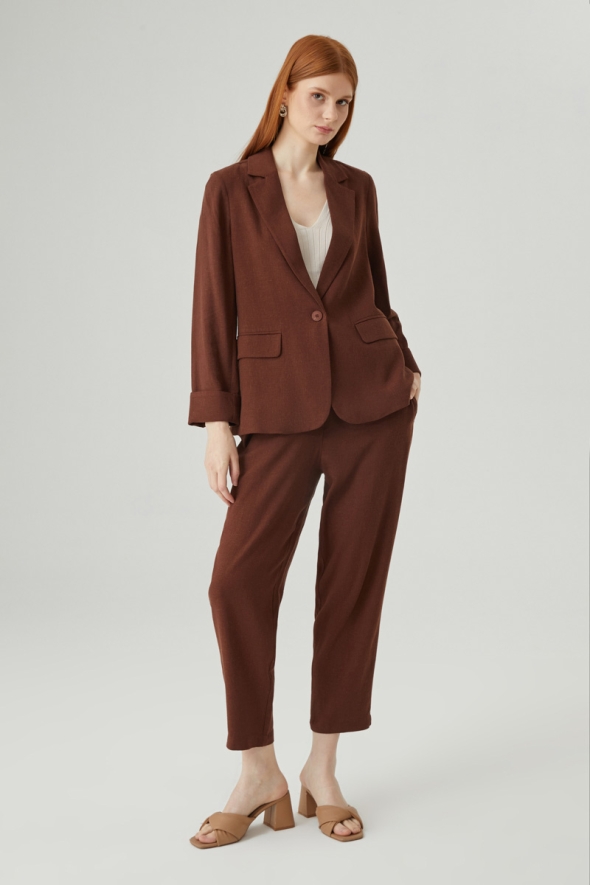 Unlined Linen Jacket and Pants Suit - Brown - 1