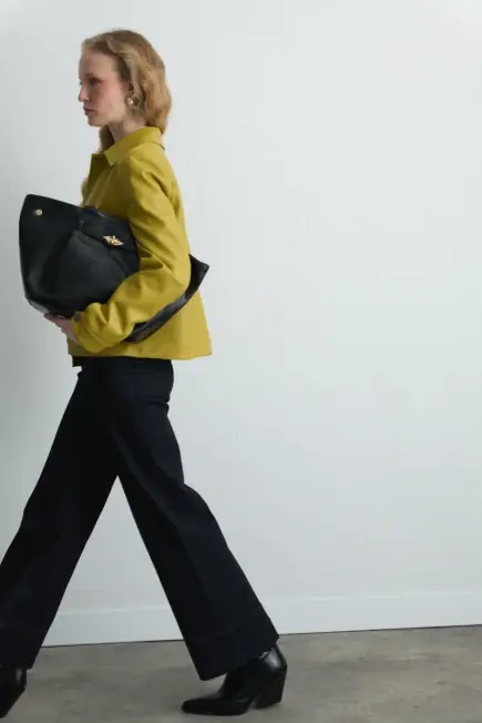 Cepli Suni Deri Ceket ve Tencel Denim Wide Leg Pantolon