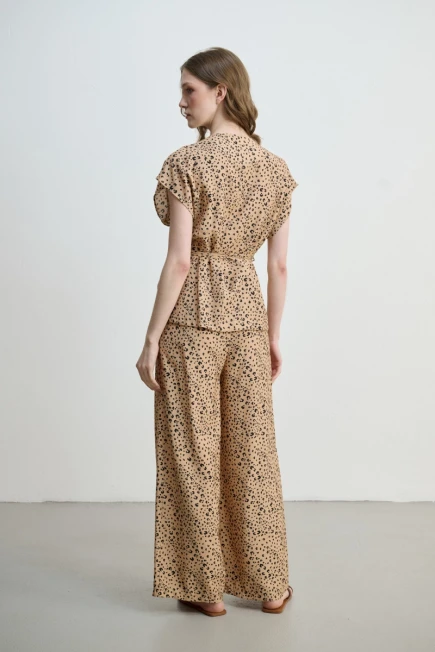 Beli İp Kemerli Anvelop Kesim Leopar Bluz Bol Paça Pantolon - Camel - 2