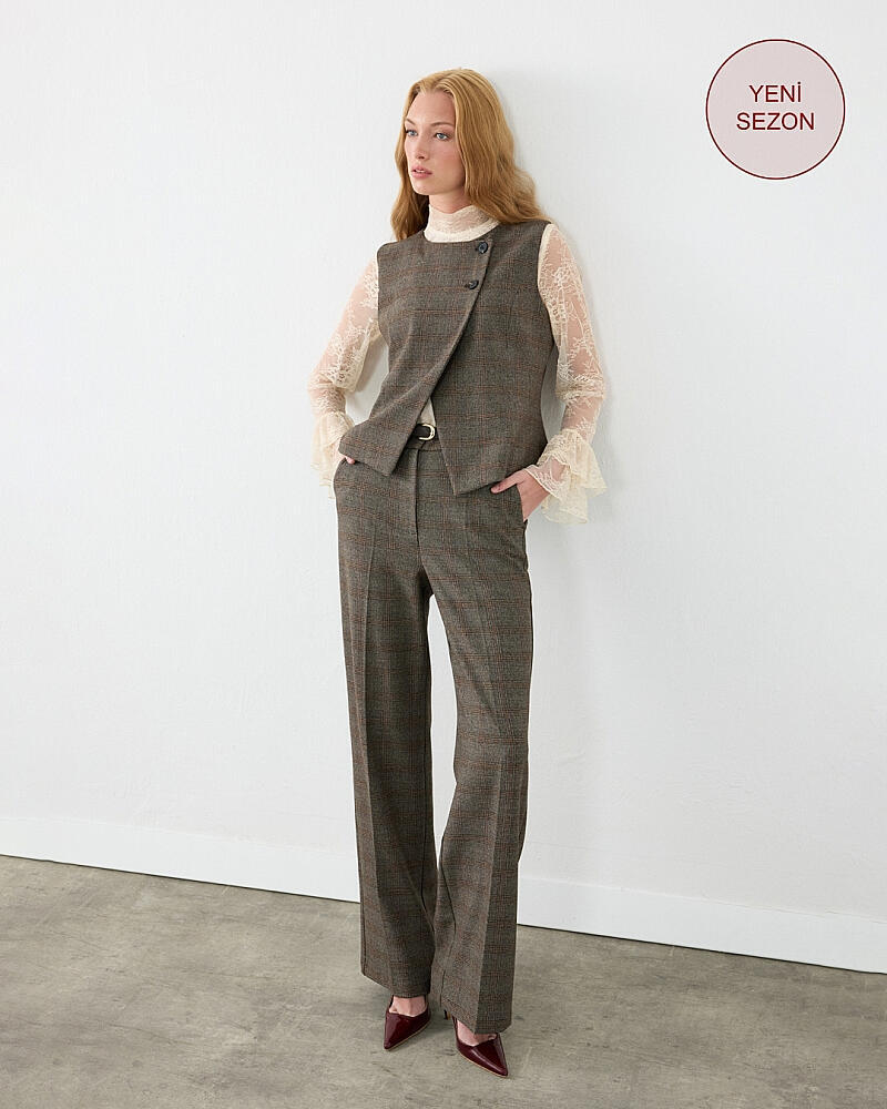 Ekose Asimetrik Kesim Yelek & Beli Kemerli Straight Fit Pantolon Takım - Kahverengi