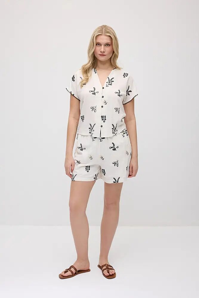 Nakışlı Bluz & Beli Lastikli Nakışlı Viskon Keten Şort Takım - Ekru 