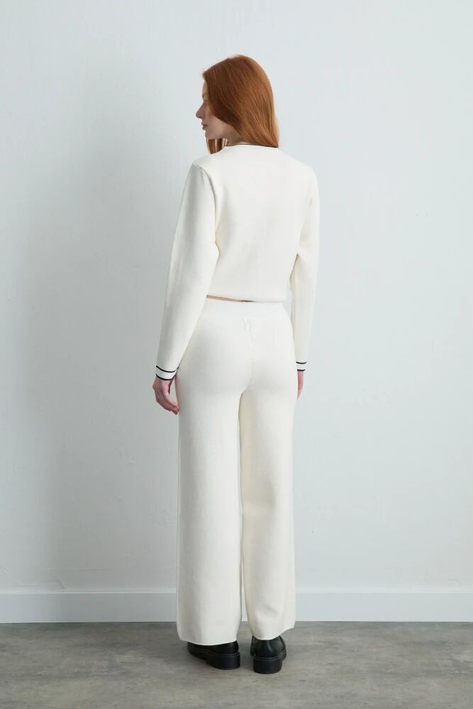 Biyeli Triko Hırka & Bol Paça Pantolon - Ekru - 2