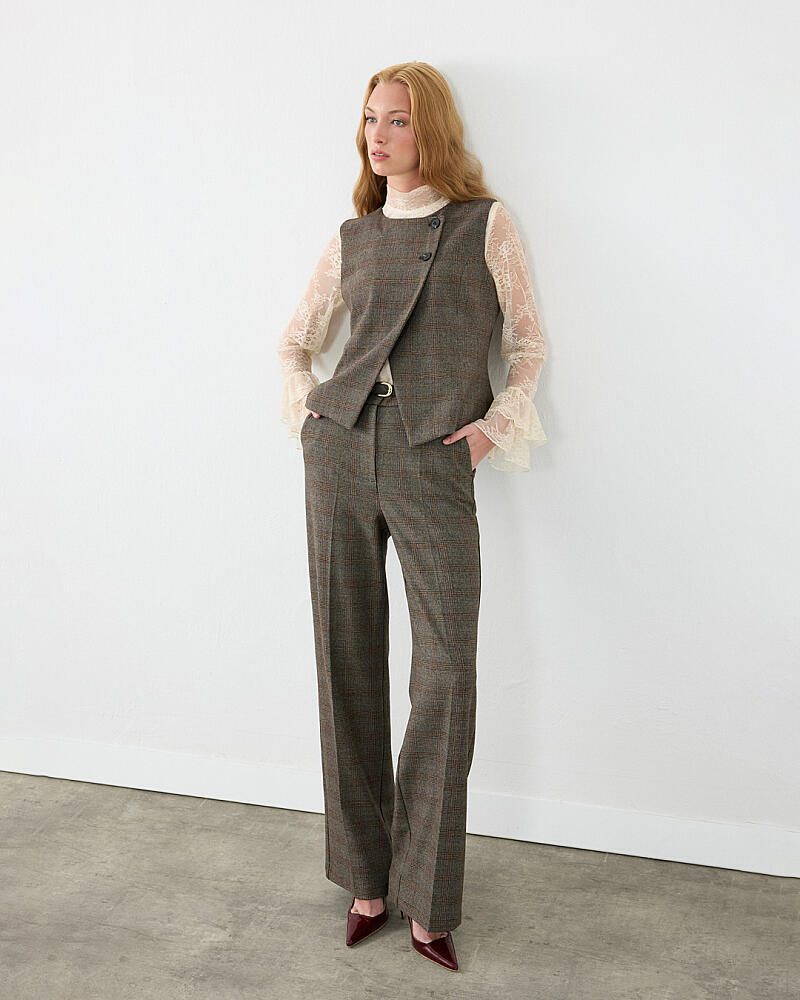 Ekose Asimetrik Kesim Yelek & Beli Kemerli Straight Fit Pantolon Takımı- Kahverengi