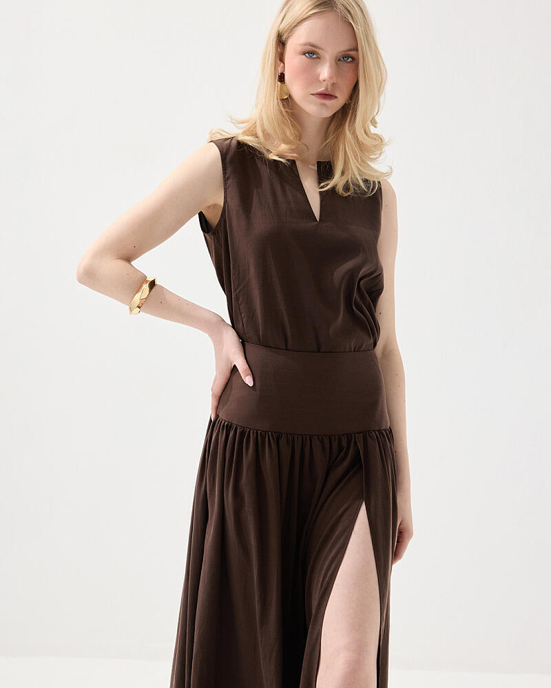 Kolsuz Tencel Bluz & Yırtmaçlı Uzun Etek Takım - Kahverengi - 3