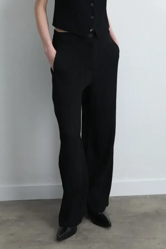 Anka Collection Crinkle Pants - Black - Gusto