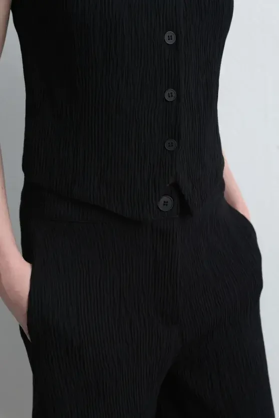 Anka Collection Crinkle Pants - Black - Gusto