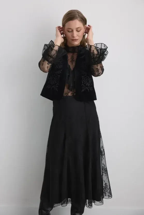 Phoenix Collection Long Lace Skirt - Black - Gusto