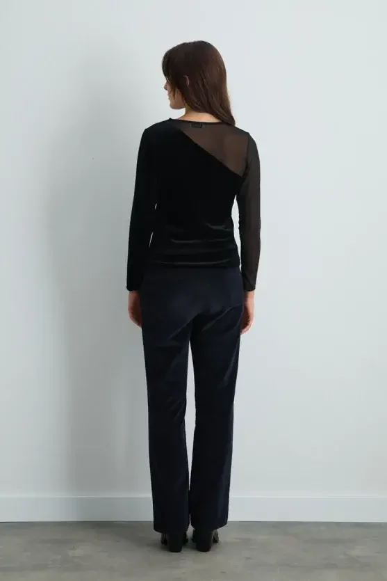 Asymmetrical Tulle-Collared Velvet Blouse - Black - 8