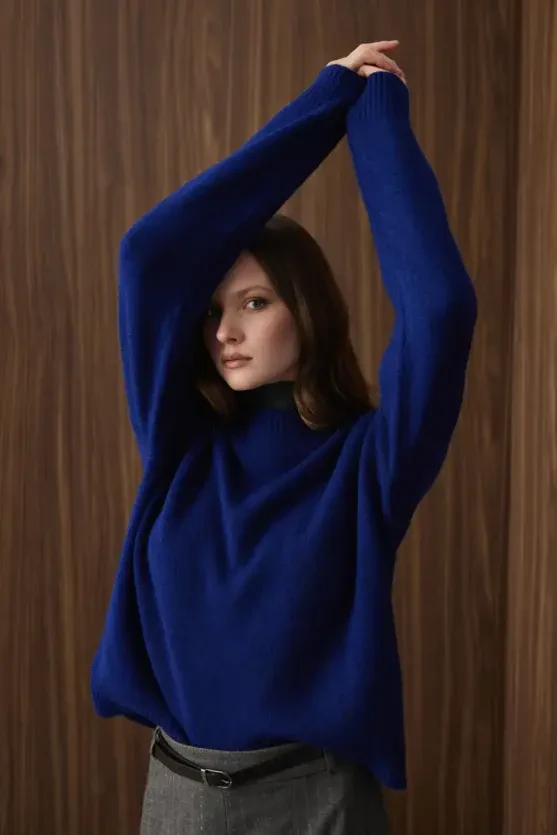 Basic Knit Sweater - Sax Blue - 1