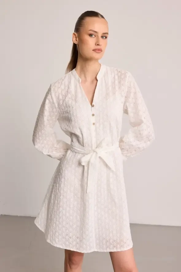 Beli Kemerli Brode Elbise - Beyaz - 2