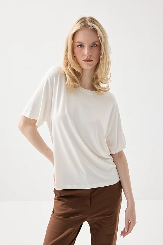 Bisiklet Yaka Rahat Kesim Bambu Tshirt - Beyaz - Gusto