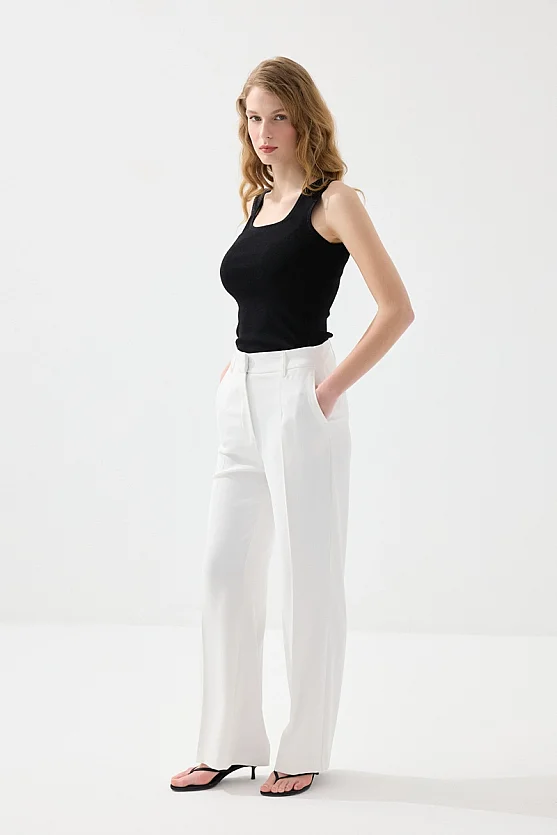 Bol Paça Krep Pantolon - Beyaz - 3