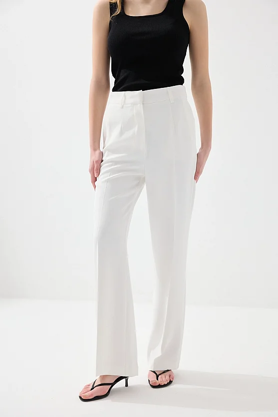 Bol Paça Krep Pantolon - Beyaz - 2