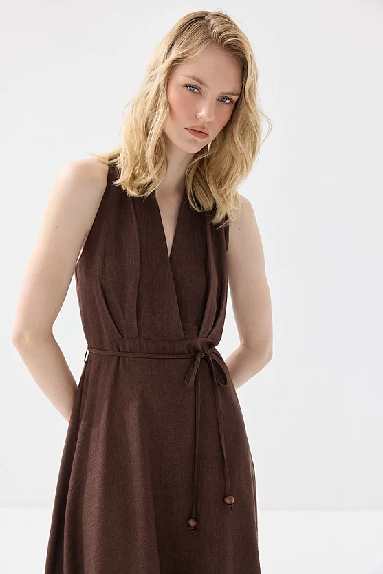 Anvelop Kesim Beli İp Kemerli Kloş Elbise - Kahverengi - Gusto