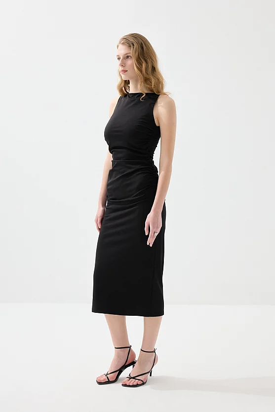 Büzgülü Kayık Yaka Uzun Likralı Abiye Elbise - Siyah - Gusto