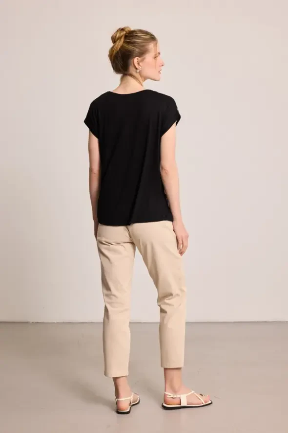 Çiçek Baskılı T-Shirt - Siyah - 4