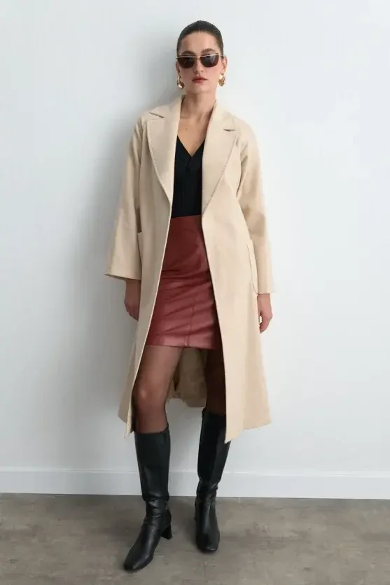 Classic Wool Coat - Beige - 1