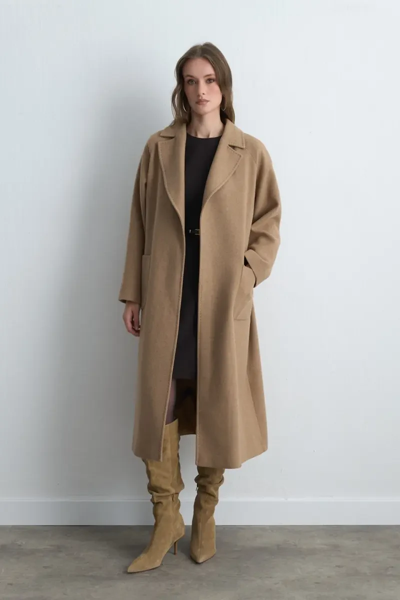Classic Wool Coat - Camel