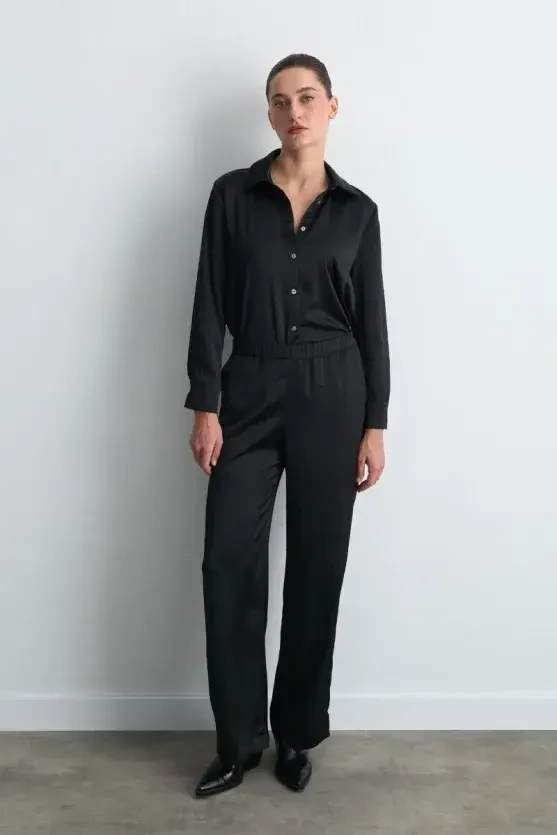 Crinkle Wide-Leg Satin Pants - Black - 3