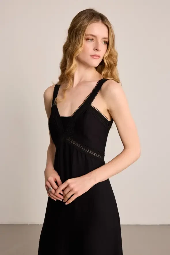 Dantel Detaylı Askılı Elbise - Siyah - Gusto