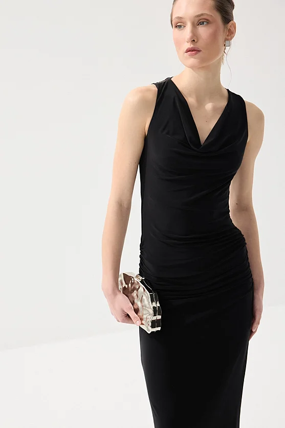 Degaje Yaka Sırtı Dantel Uzun Abiye Elbise - Siyah - 7