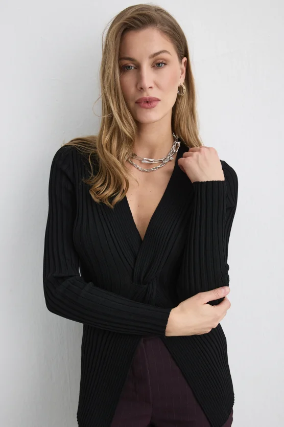 Knot-Detail Viscose Knit Blouse - Black - 2