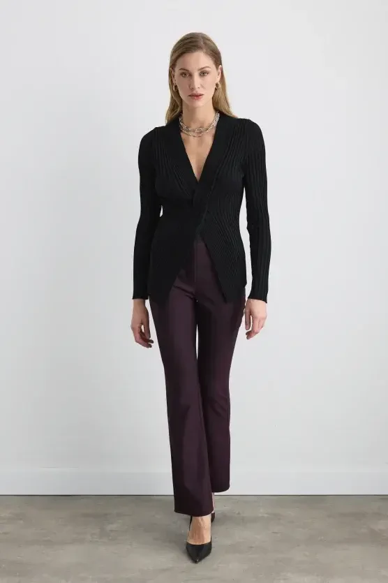 Knot-Detail Viscose Knit Blouse - Black - Gusto