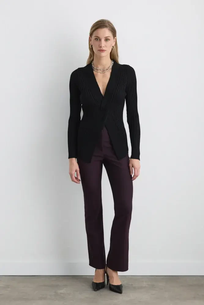 Knot-Detail Viscose Knit Blouse - Black