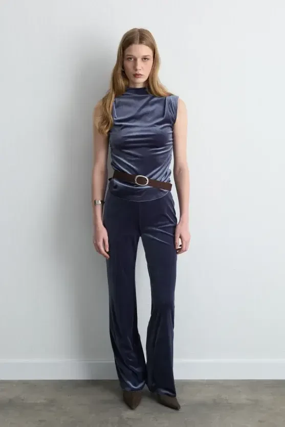 Elastic Waist Wide-Leg Velvet Pants - Gray - Gusto