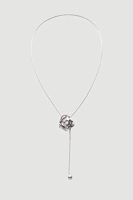 Adjustable Long Necklace with Rose Motif - Silver - 1