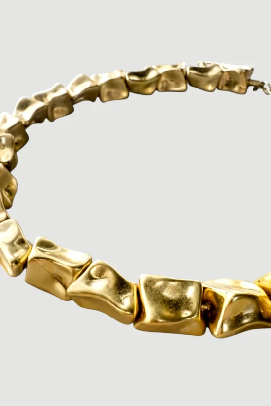 Angled Textured Gold Necklace - Gold - Gusto