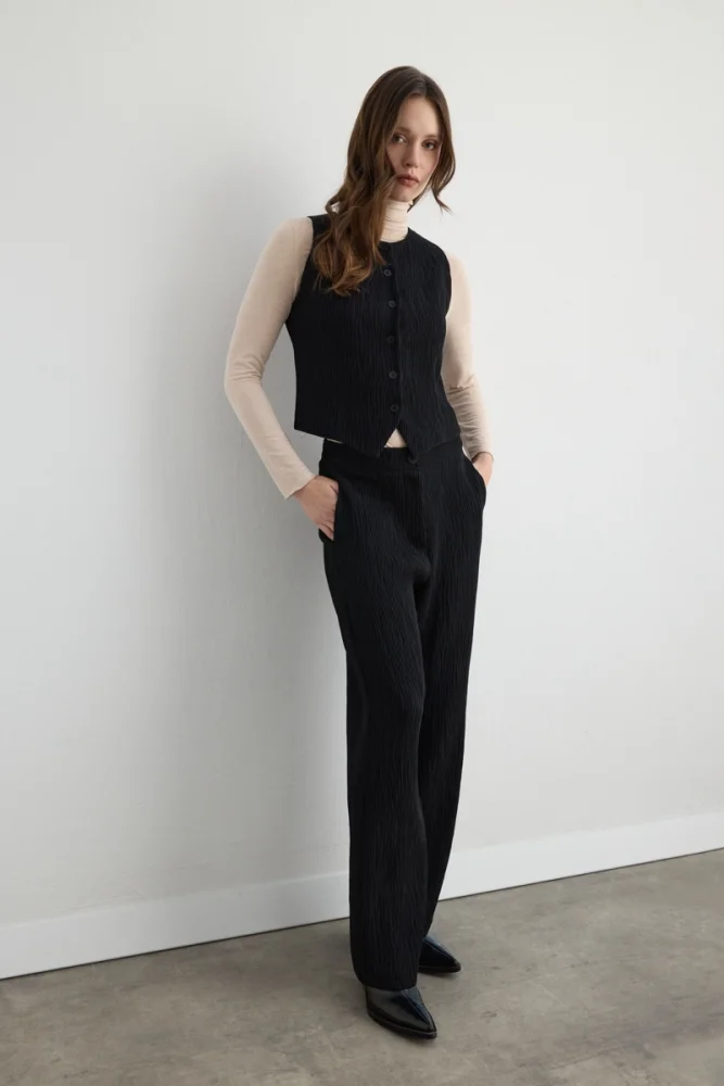 Anka Collection Crinkle Pants - Black Black