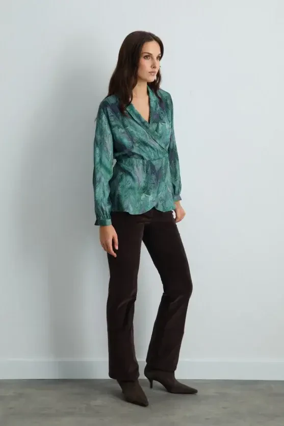 Anka Collection Fitted Viscose Blouse - Green - Gusto