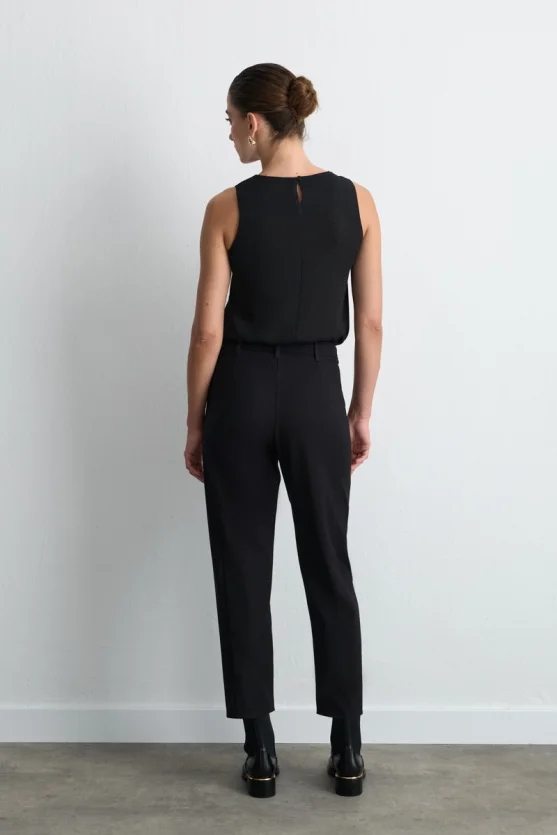 Anka Collection Pleated Tapered Pants - Black - 4