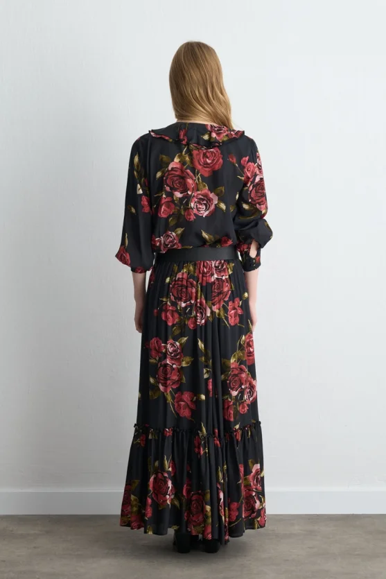 Anka Collection Rose Patterned Long Viscose Skirt Black - Gusto