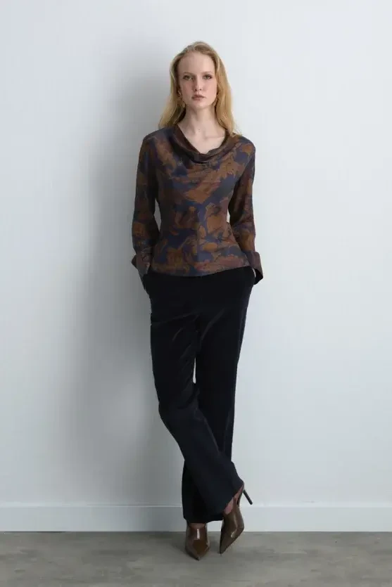 Anka Collection Viscose Satin D collet Blouse - Brown - 2