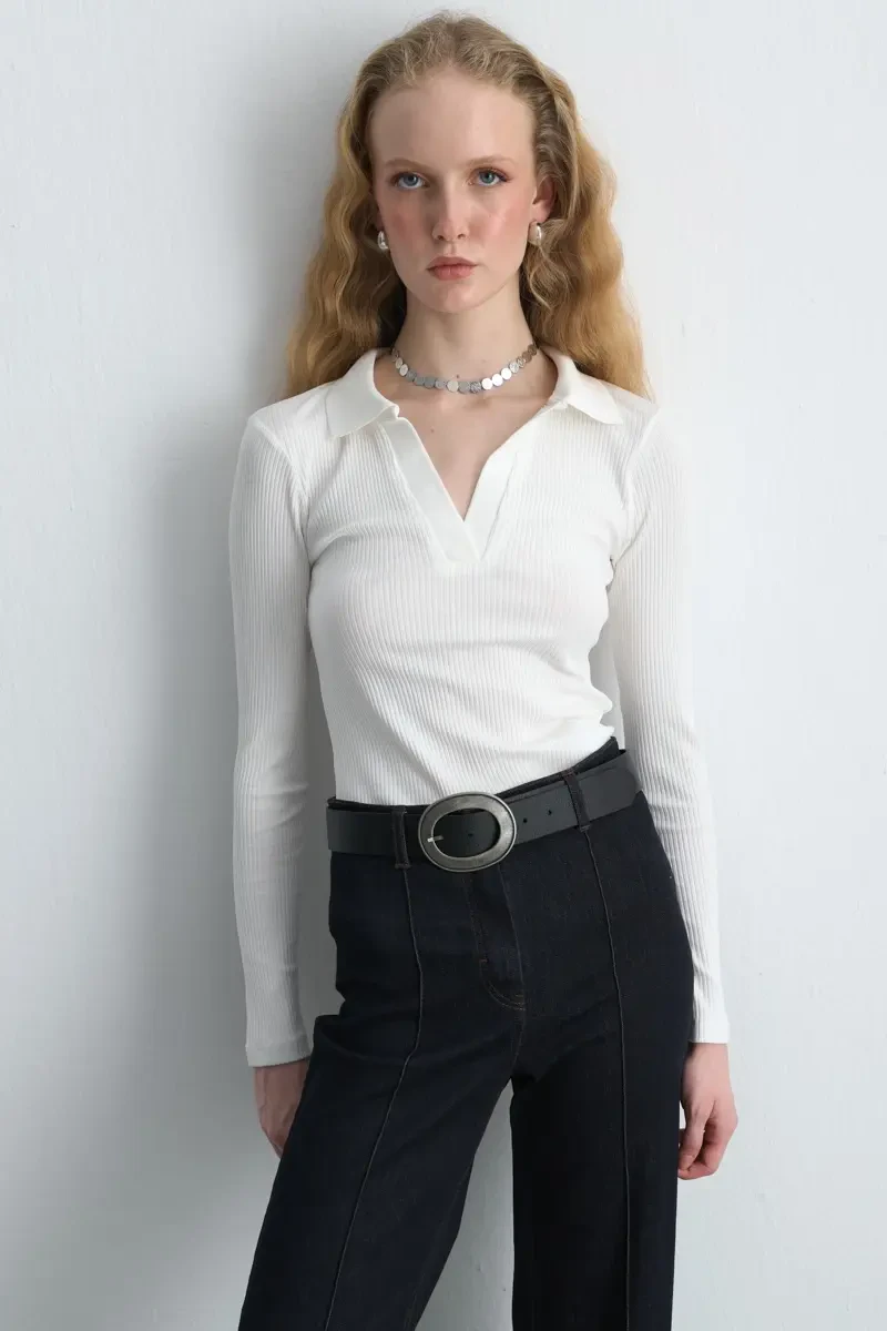 Antique Buckle Leather Belt - Black - Gusto (1)