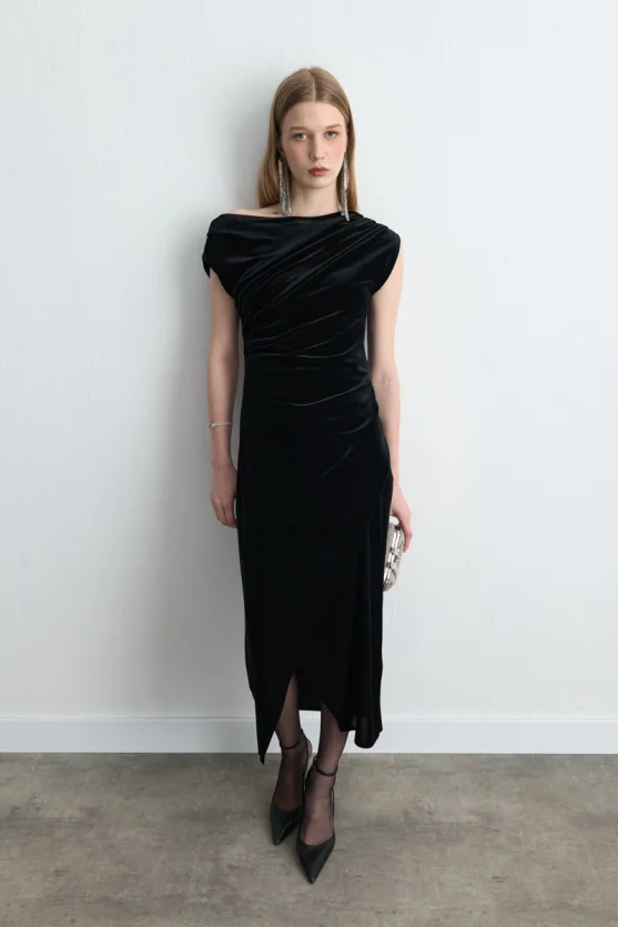 Asymmetric One Shoulder Velvet Long Dress Black - 2