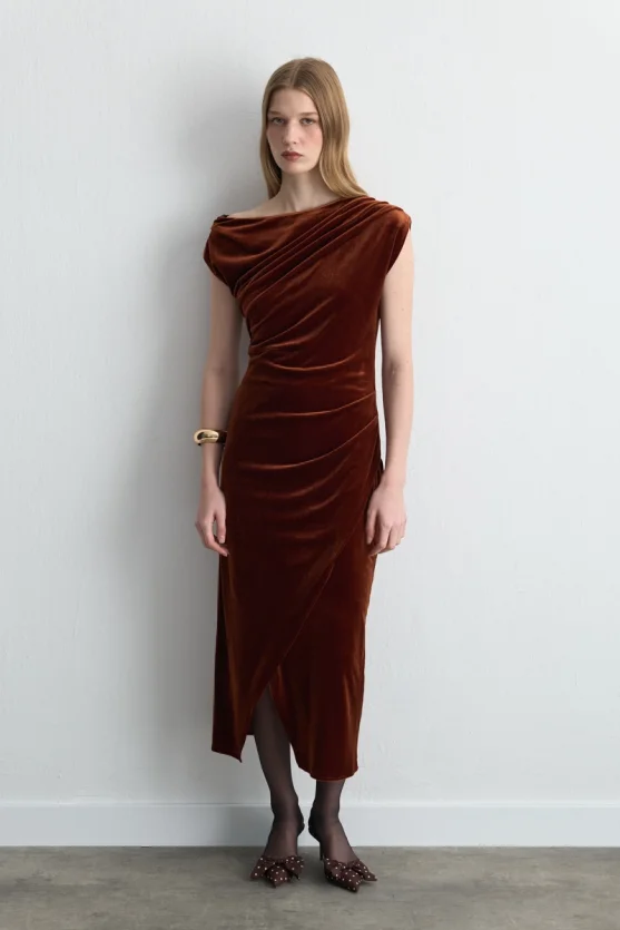 Asymmetric One Shoulder Velvet Long Dress Brick - 2