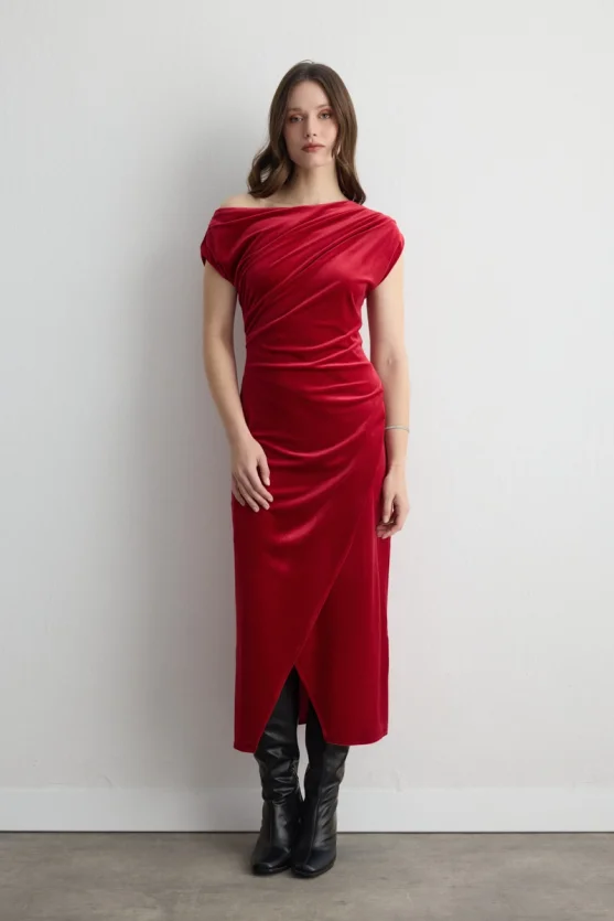 Asymmetric One Shoulder Velvet Long Dress Red - Gusto