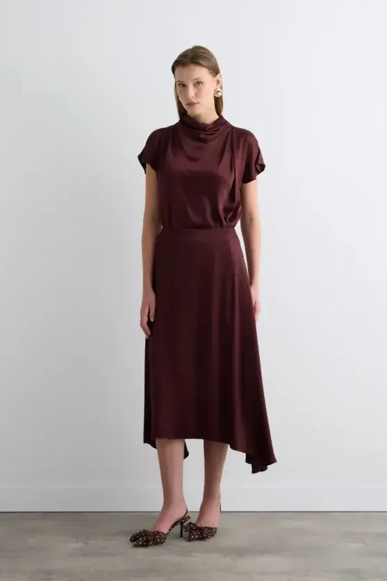 Asymmetrical Satin Skirt - Burgundy - Gusto