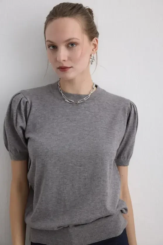 Balloon-Sleeve Knit Blouse - Grey - 4