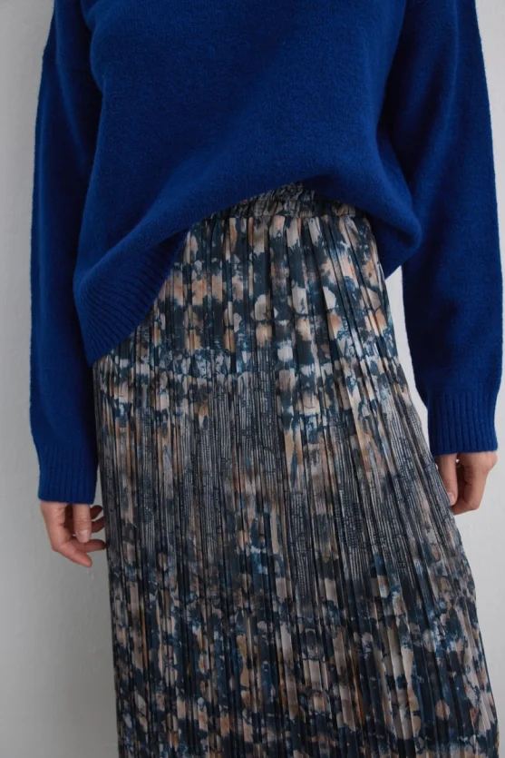 Basic Knit Sweater - Sax Blue - Gusto