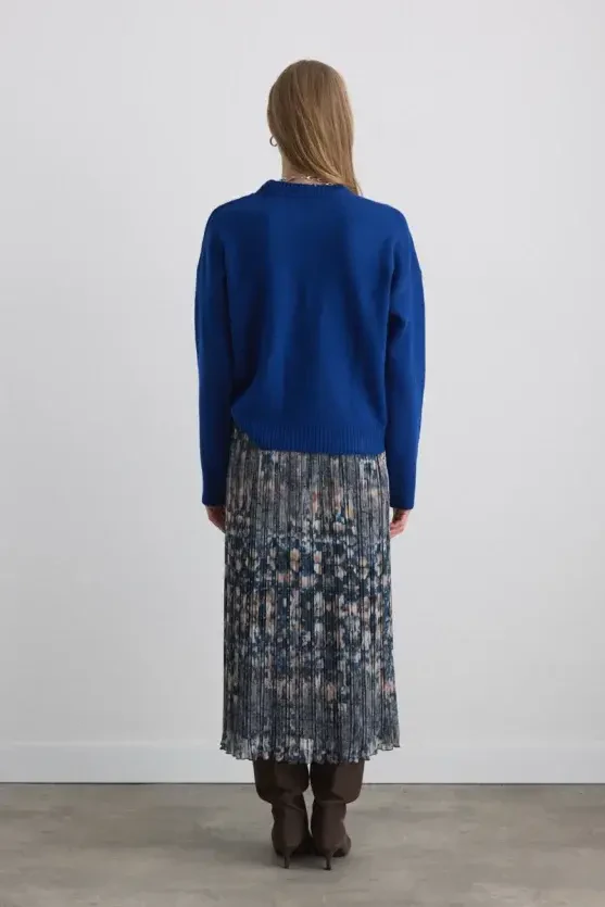 Basic Knit Sweater - Sax Blue - 7